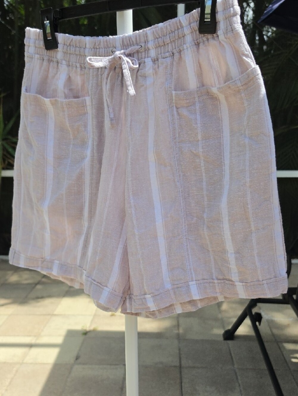 GLORIA VANDERBILT Linen Drawstring Bermuda Shorts